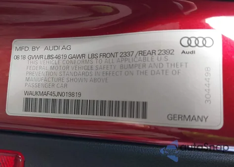 2018 Audi A4 2.0T Tech Ultra Premium/2.0T Ultra Premium z USA, uszkodzony, nr VIN WAUKMAF45JN019819